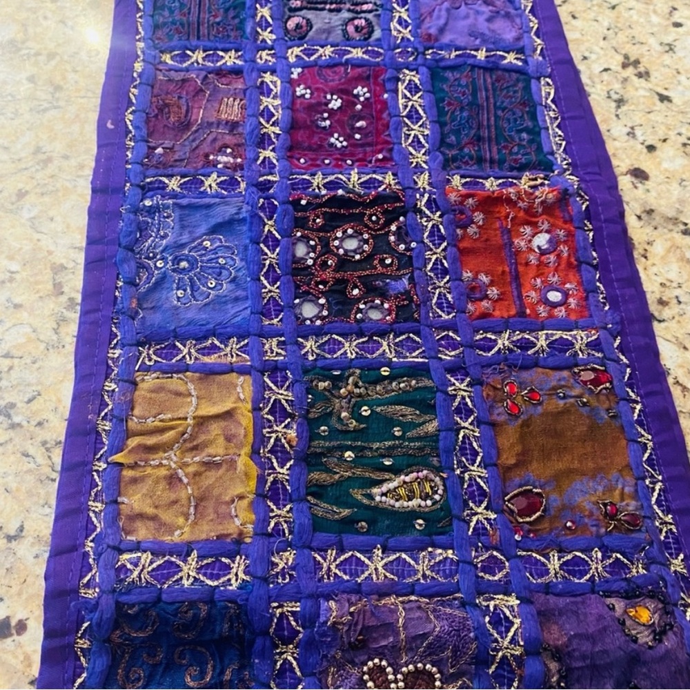 Gorgeous table runner